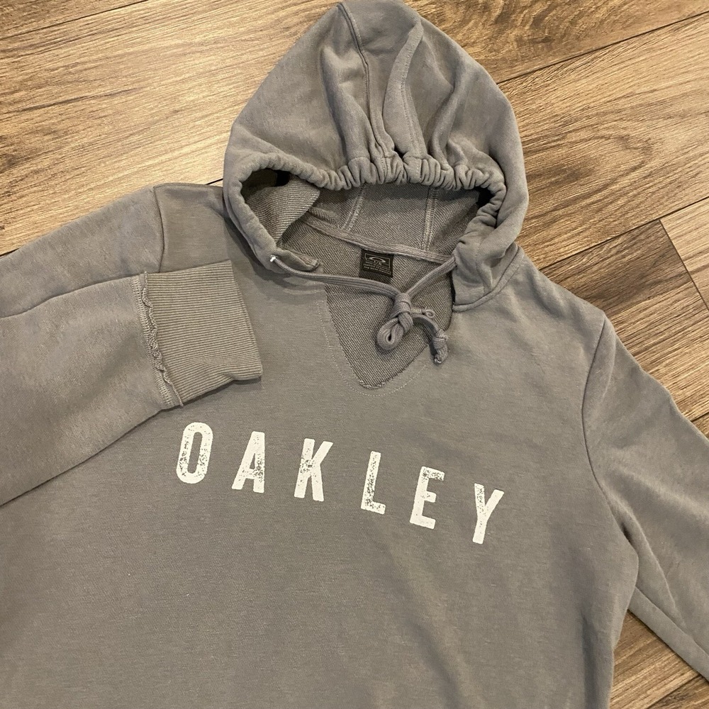 Oakley Spell Out Gray Large‎ Womens Hoodie V Neck Long Sleeve
